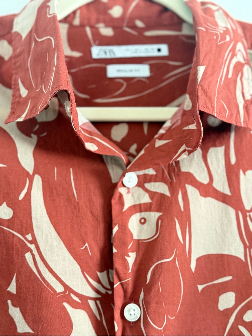 Zara Red and Cream Short-Sleeve Tropical Print Shirt Large - Picture 3 of 7